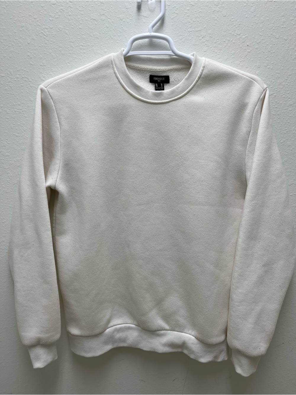 Forever 21 Men’s Crewneck Sweat Shirt - Off-White/Cream Size M